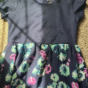 Girls, large 10-12 flowery dress